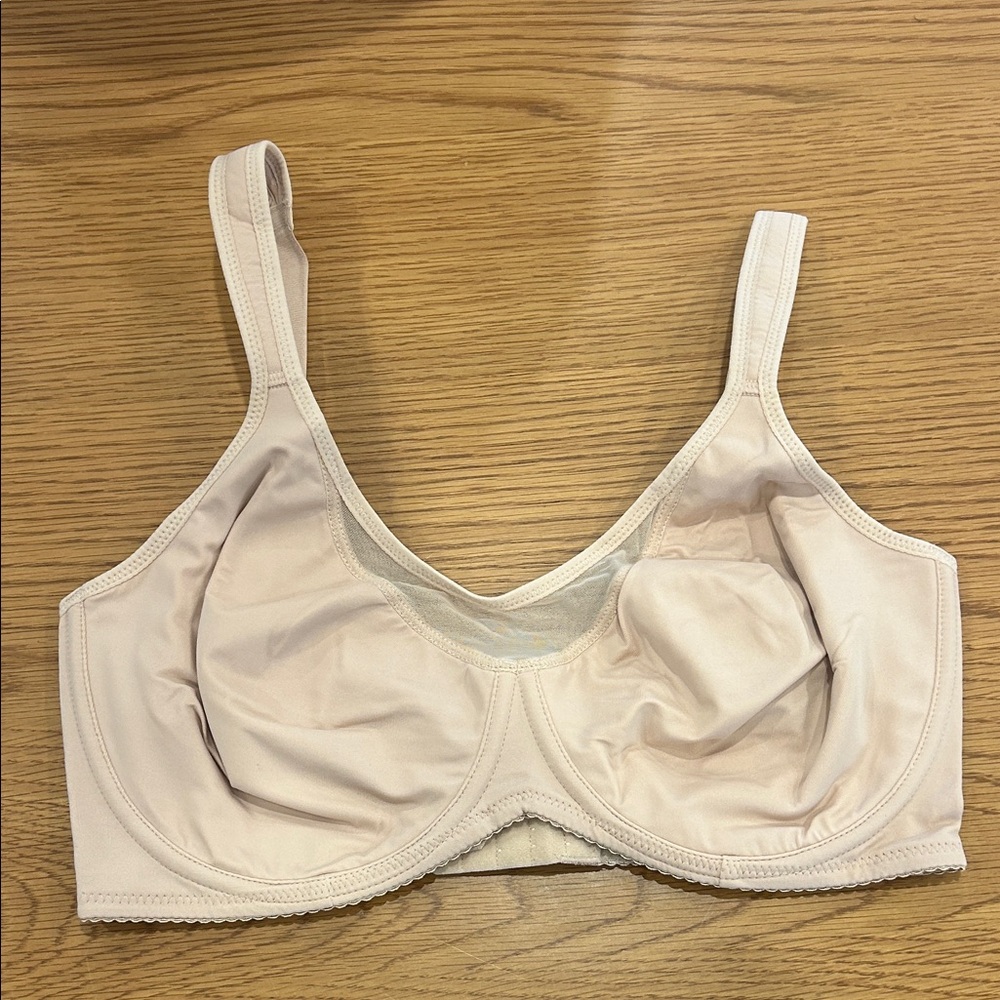 Nude Underwire Bra - Smooth Supportive Design